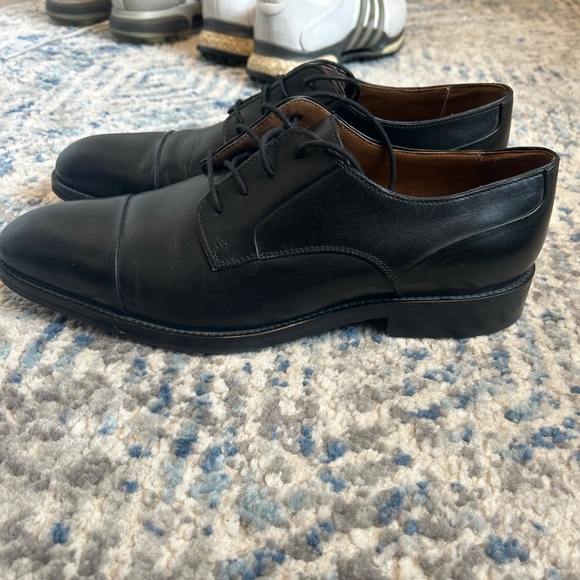 Johnston & Murphy Men’s Black Leather Oxford Cap Toe Dress Shoes size 9.5 - Picture 3 of 6